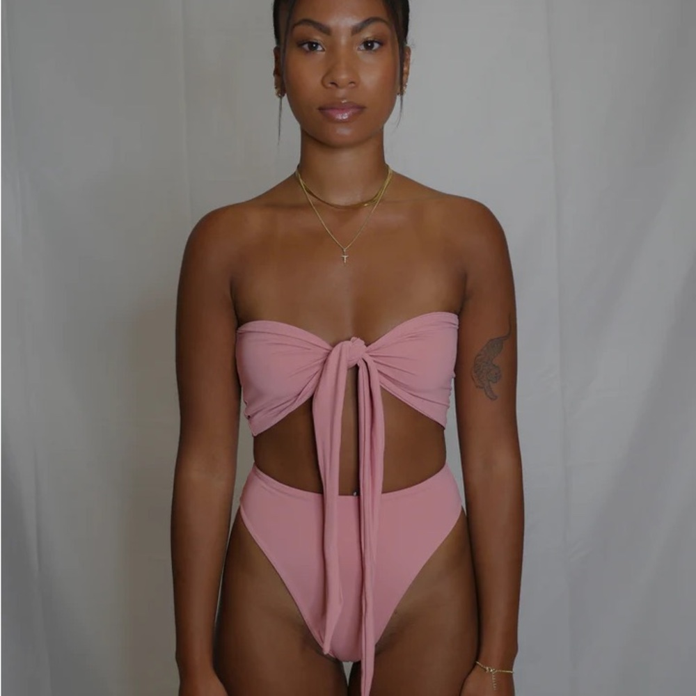 437 Swim Leo Top in Red